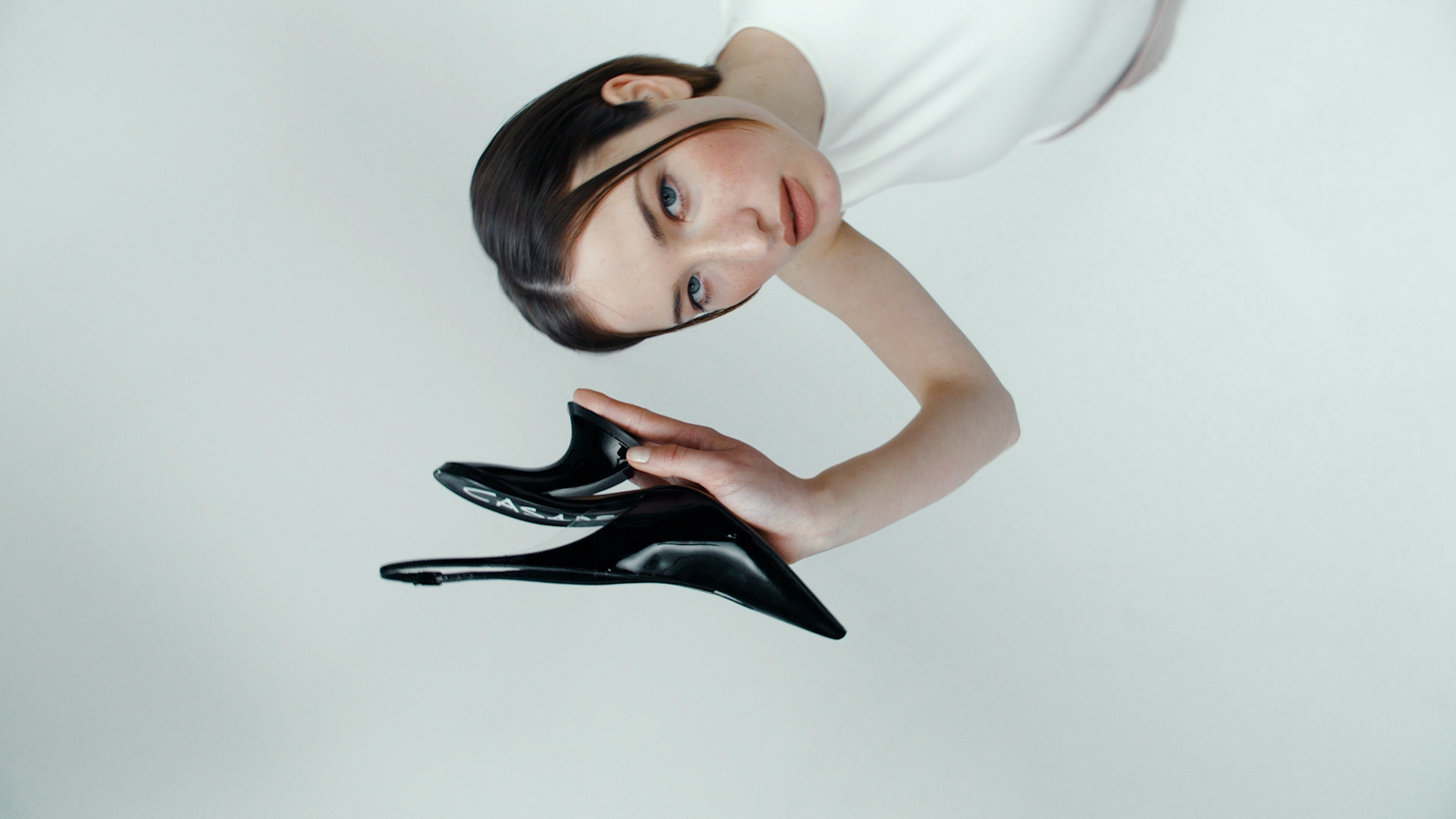 No One — Ss 23 — still 6, Alexander Ponomarev